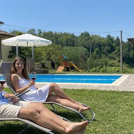 Tenuta Monteoliveto - Romantic - Nelle Langhe Feriehus Vesime